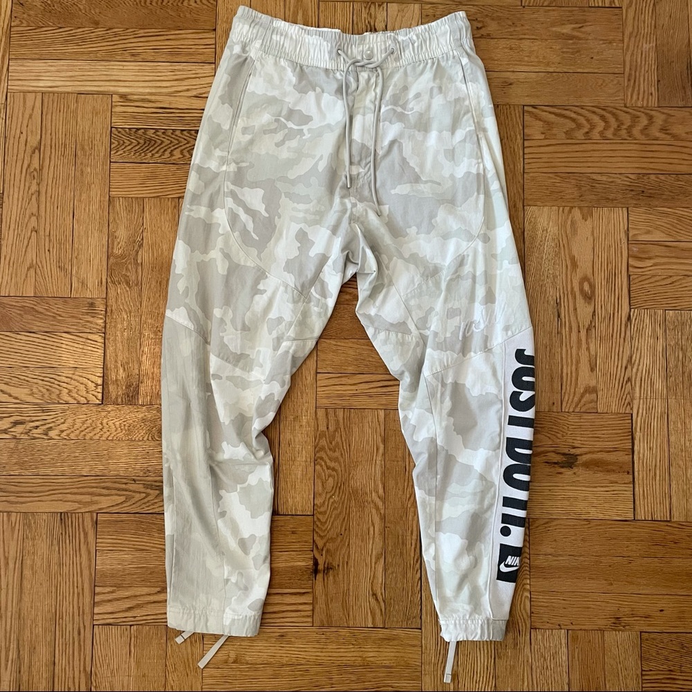 Nike NSW camo track pant